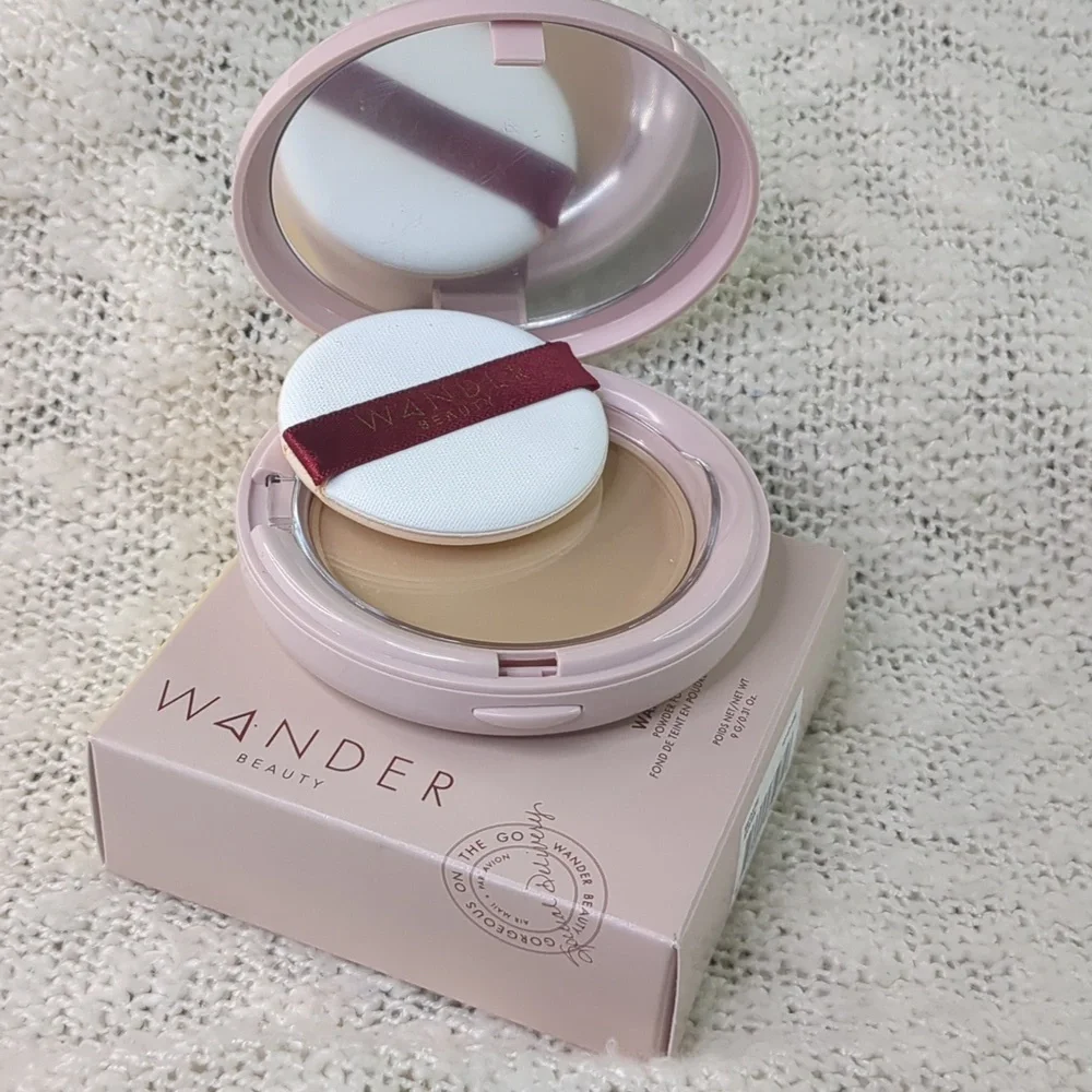 Wander Beauty Wanderlust Powder Foundation in Medium, 9g/0.31oz